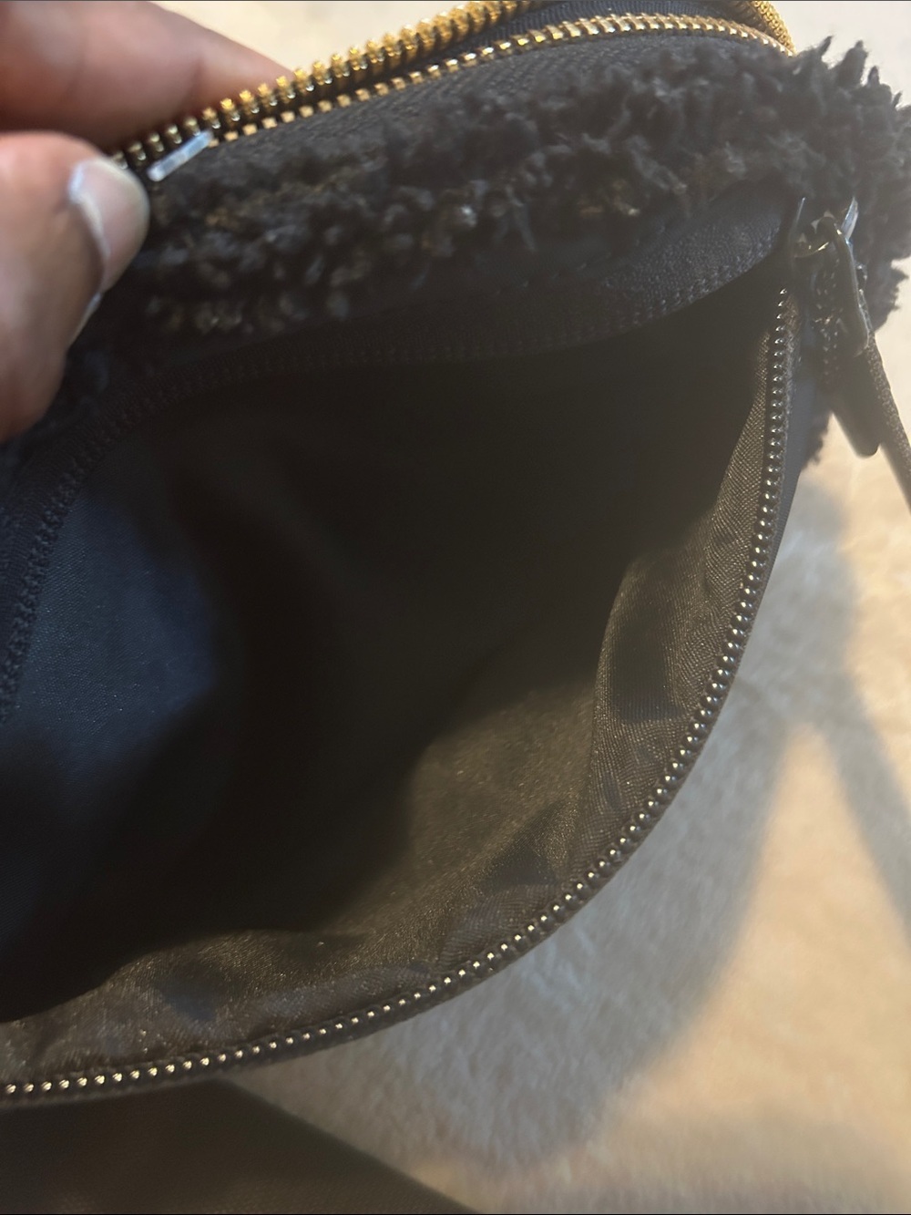Lululemon Everywhere Belt Bag - Picture 5 of 8